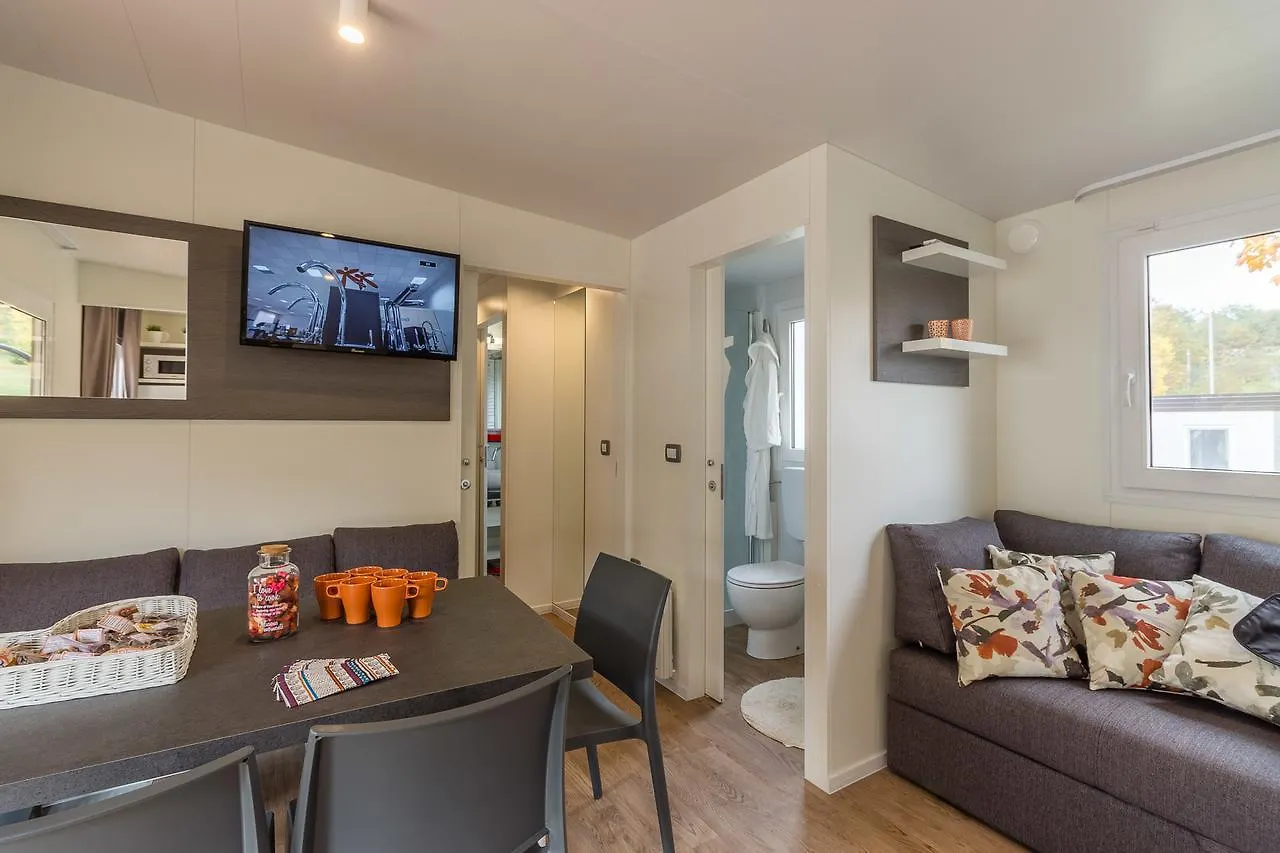 *** 홀리데이파크 Diana & Josip Mobile Homes 비오그라드나모루 크로아티아