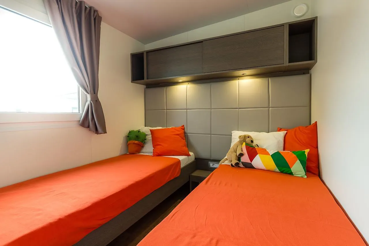 Diana & Josip Mobile Homes Biograd Na Moru
