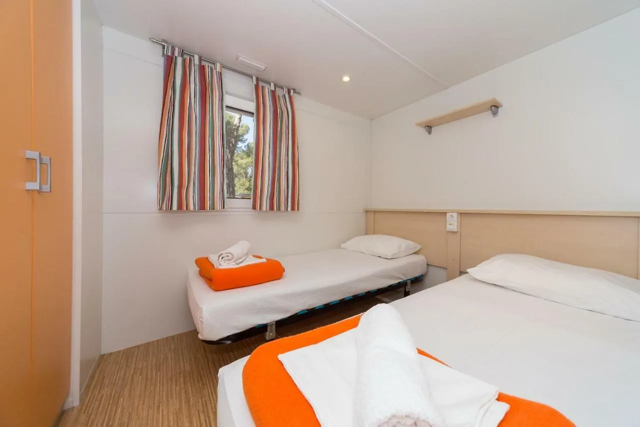 Aldeamento Turístico Diana & Josip Mobile Homes Biograd Na Moru